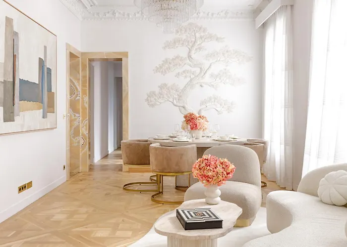 Artistic Luxury 3-bedroom - Champs-elysees Paris