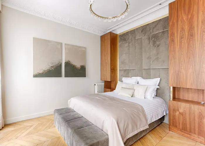 Artistic Luxury 3-bedroom - Champs-elysees Lägenhet Paris