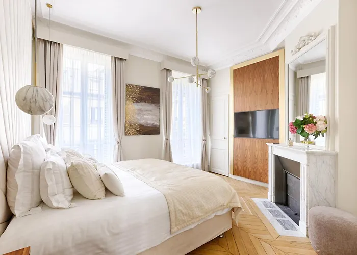 Artistic Luxury 3-bedroom - Champs-elysees Lägenhet Paris